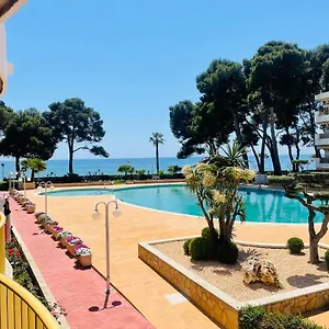 Vistas Al Mar, Con Acceso Directo A La Playa, Piscina Y Parking Gratis!!! Apartamento Cambrils